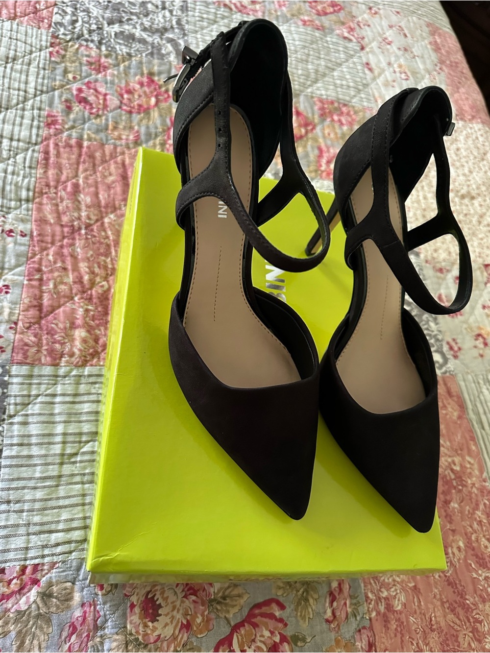 Gianni Bini Black Pointed Toe Ankle-Strap Pumps with Cutout Sides
